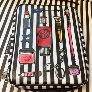 RARE iconic bendel beauty essentials makeup brush case NWD.